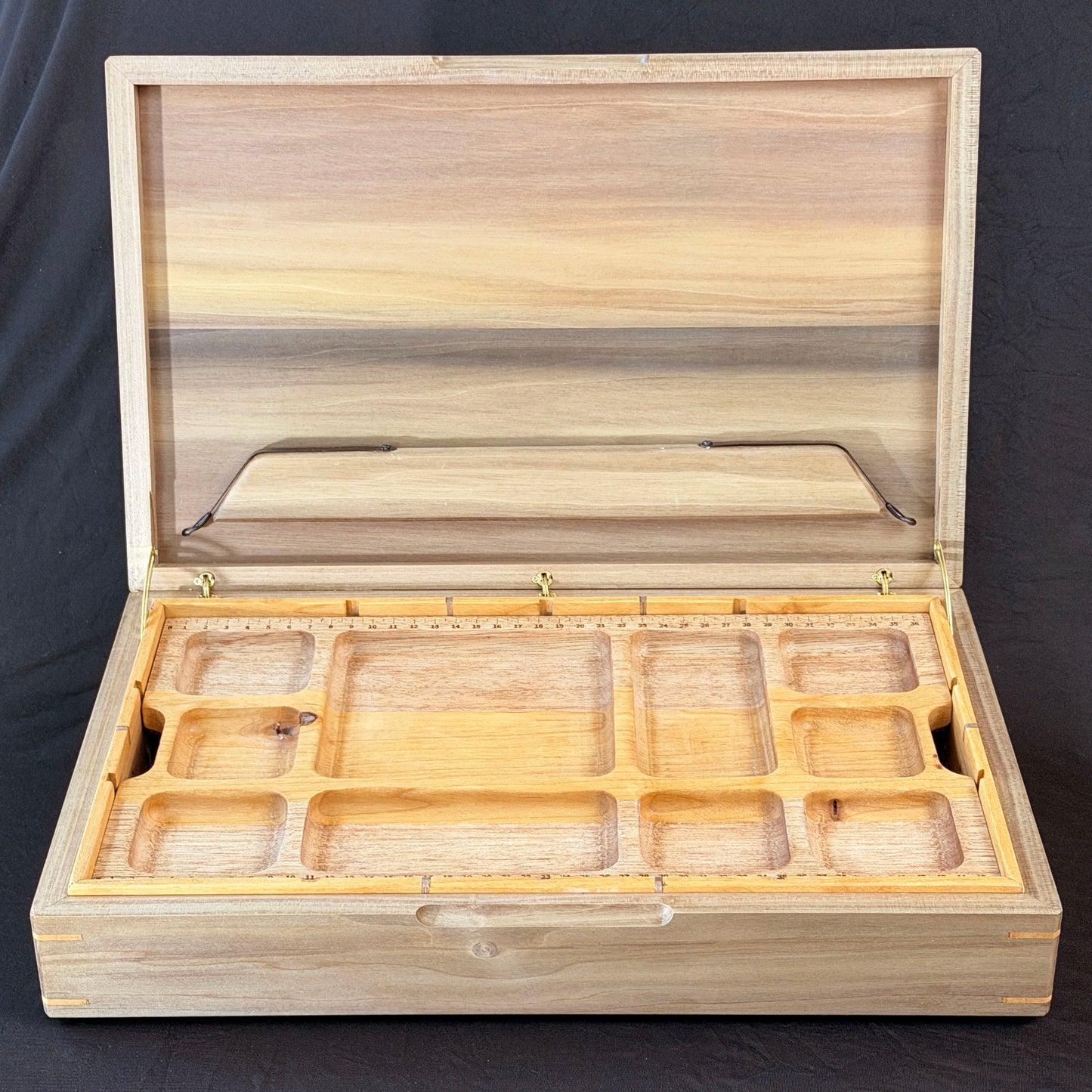 The Build Box: Batman Theme