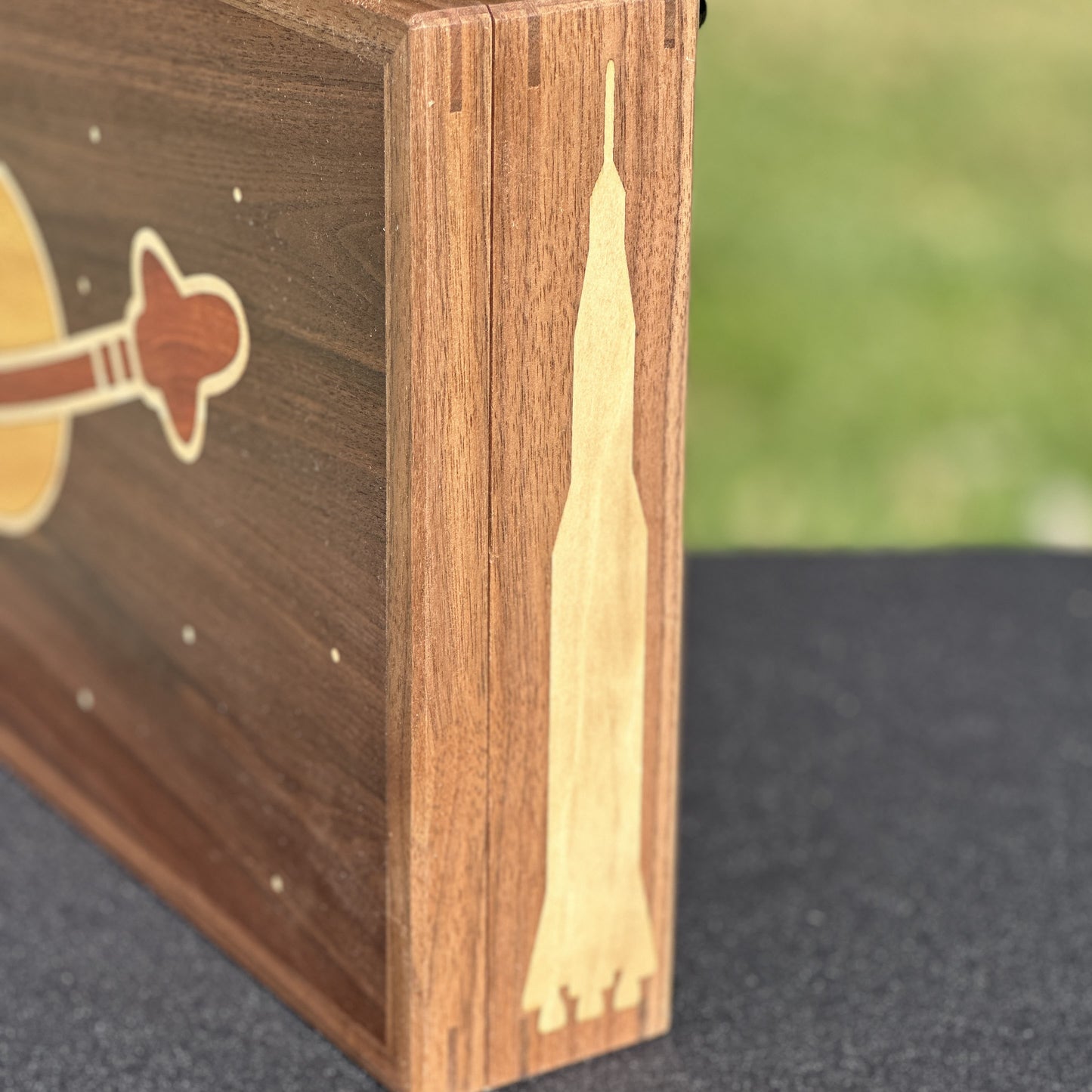 The Build Box 1.0: Space Explorer Theme