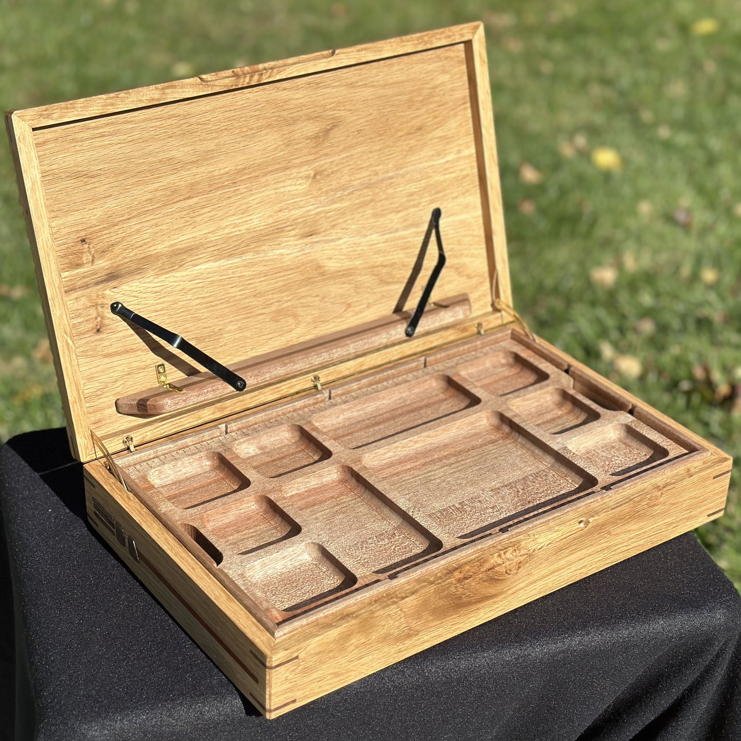 The Build Box 1.0: Darth Vader Theme