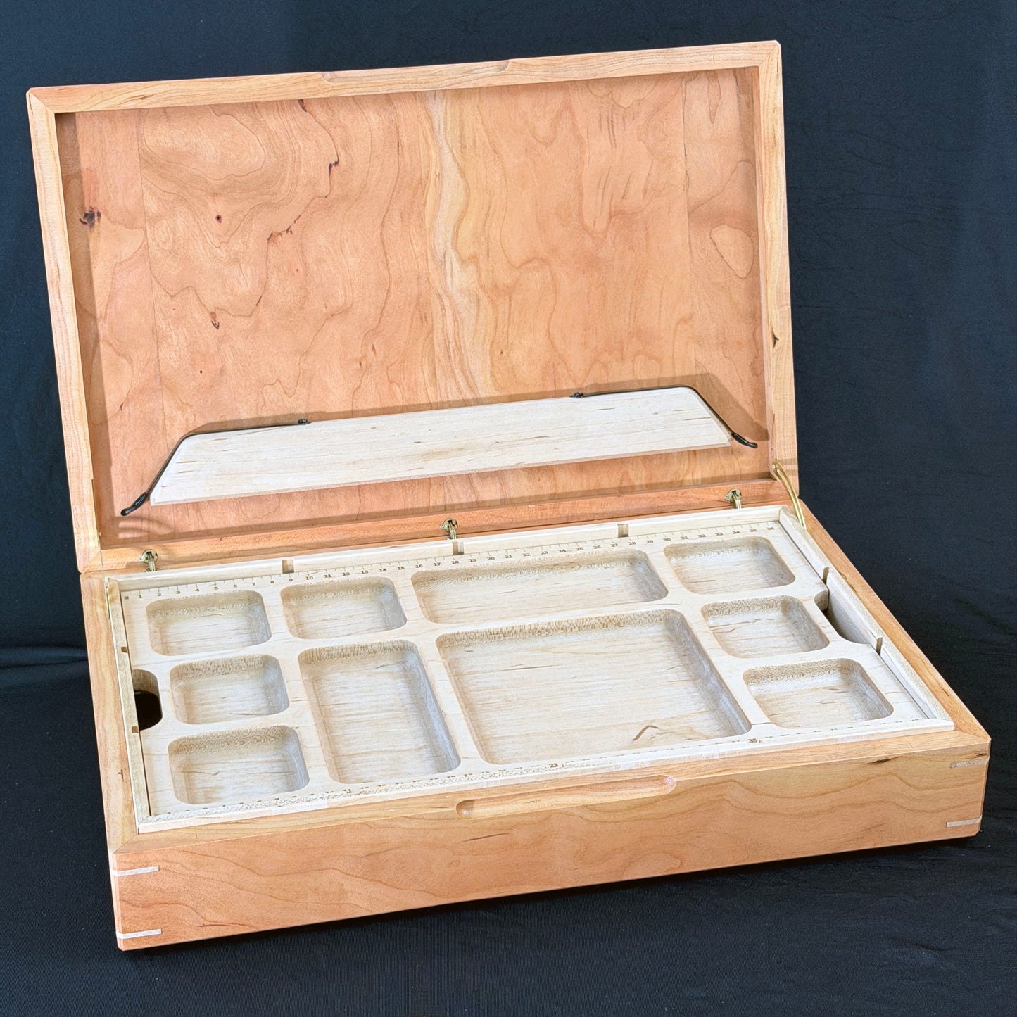 The Build Box: Lord of the Rings Theme