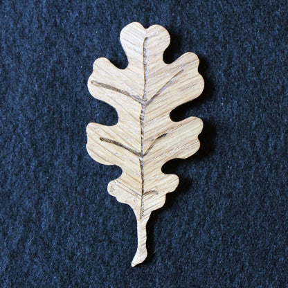 White Oak Leaf Magnet