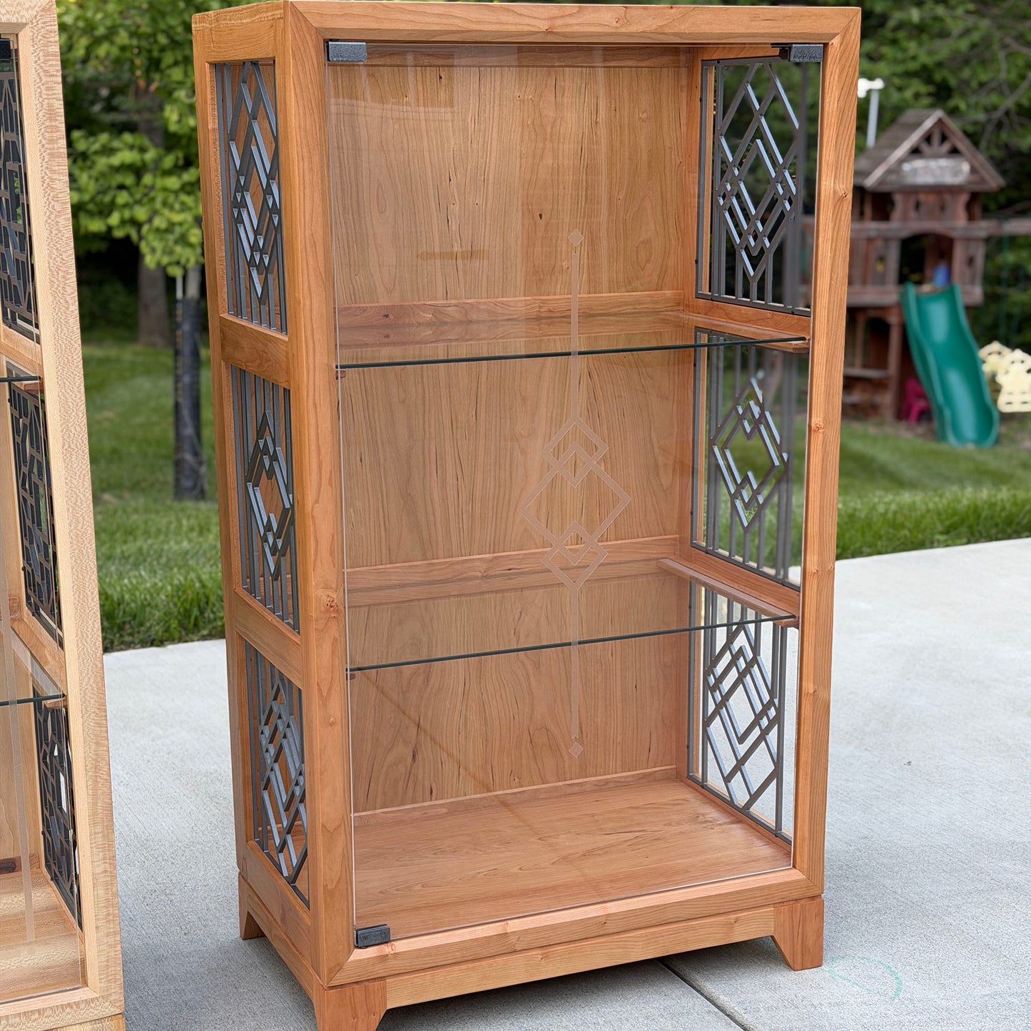 Respiré: The plant cabinet that breathes (Medium)